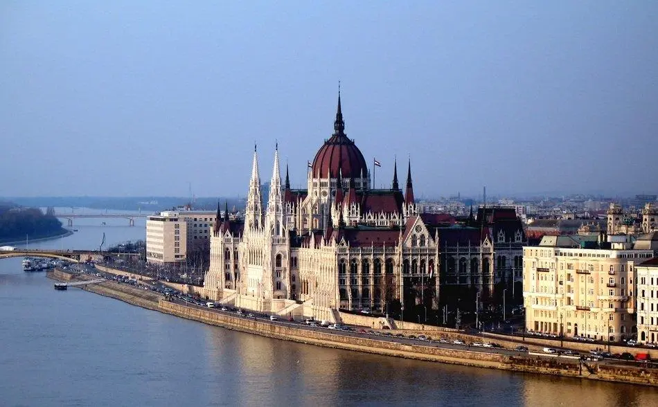 Flughafentaxi Budapest